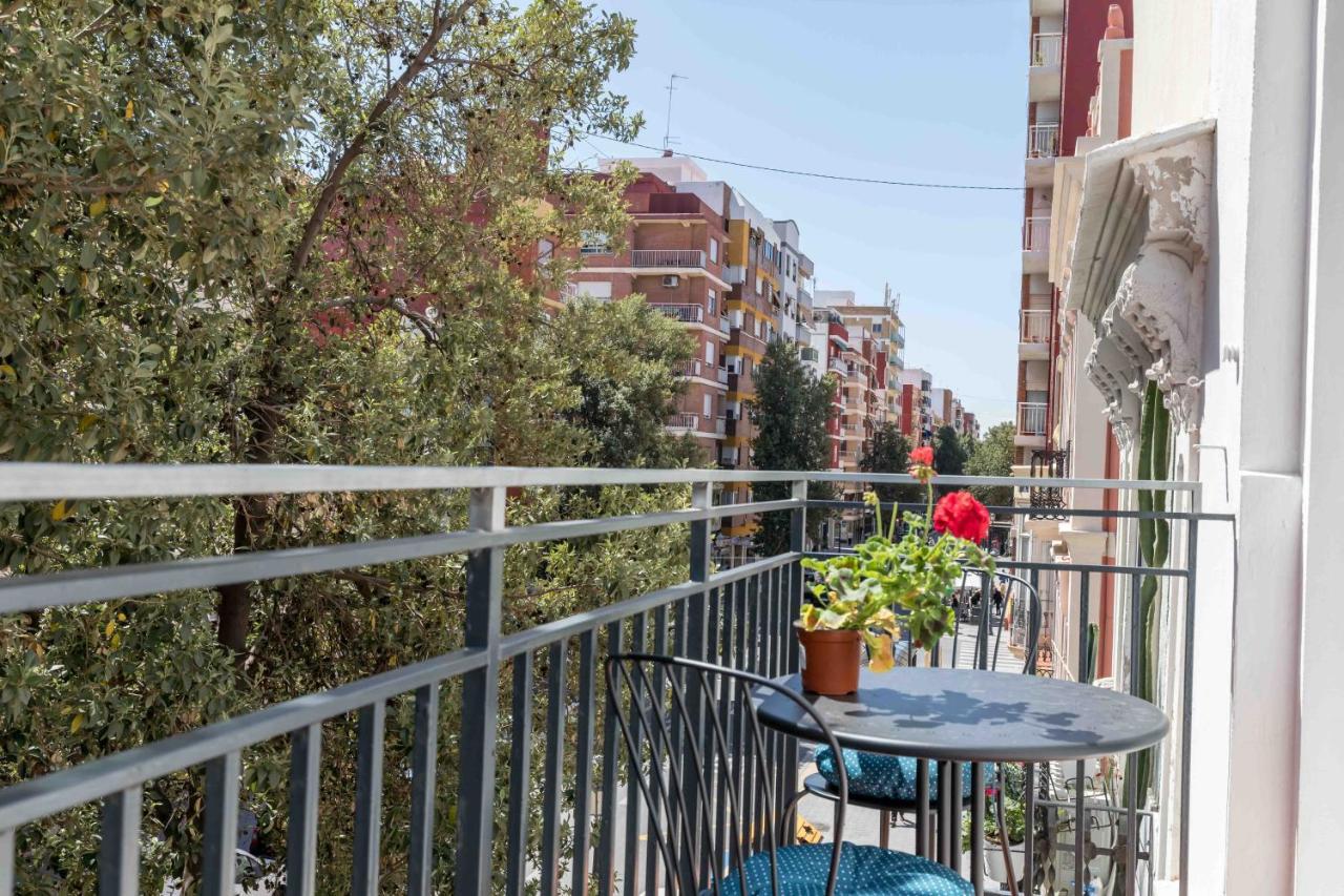 Maison Reina B&B Валенсия Экстерьер фото